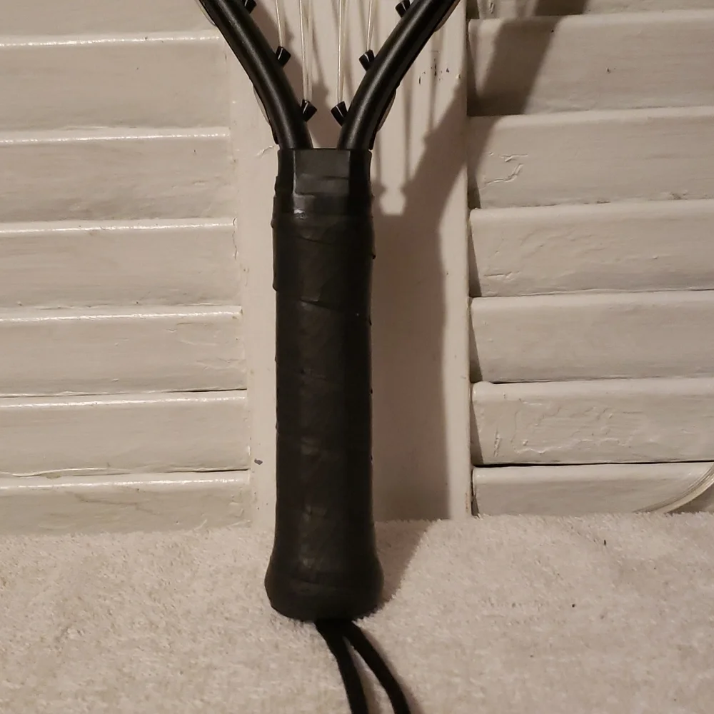 Ektelon Racket - Picture 9 of 11